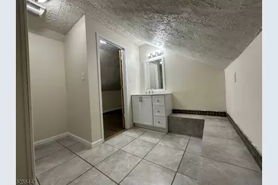14 W Main St Apt A, Clinton, NJ 08809 - Photo 19