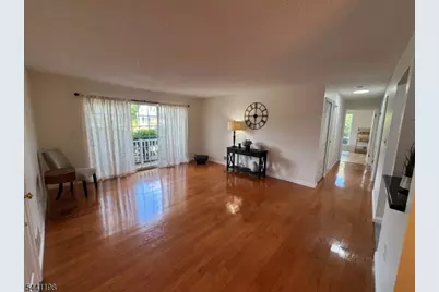 101 Reading Cir, Bridgewater, NJ 08807 - Photo 3