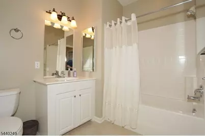 8208 Warrens Way, Wanaque, NJ 07465 - Photo 21
