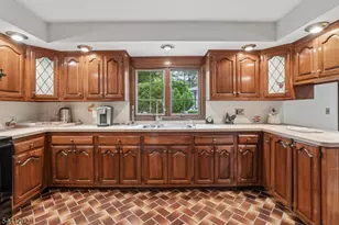 14 Saddle River Ro, Woodcliff Lake, NJ 07677 - Photo 19
