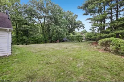 14 Saddle River Ro, Woodcliff Lake, NJ 07677 - Photo 37