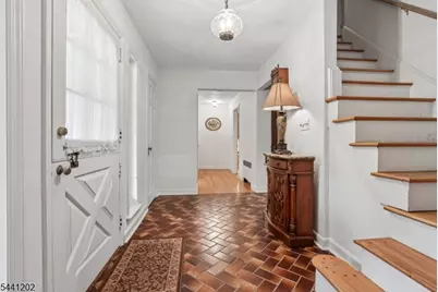 14 Saddle River Ro, Woodcliff Lake, NJ 07677 - Photo 5