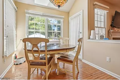 233 Patriot Hill Dr, Bernards Township, NJ 07920 - Photo 5