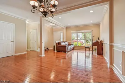 233 Patriot Hill Dr, Bernards Township, NJ 07920 - Photo 3