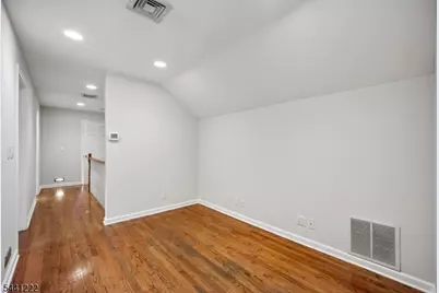 11 Wordsworth Rd, Millburn, NJ 07078 - Photo 41