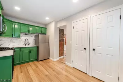 43 New St, Montclair, NJ 07042 - Photo 3