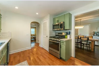 77 Forest Hill Rd, West Orange Township, NJ 07052 - Photo 11