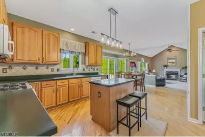 208 Curtis Court, Greenwich Township, NJ 08886 - Photo 11