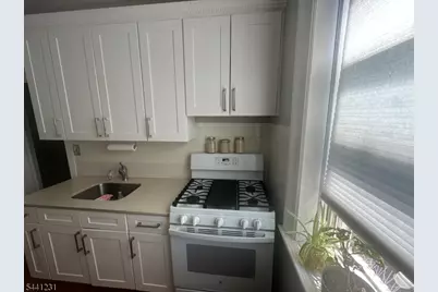 18 74th St #C6, North Bergen, NJ 07047 - Photo 5