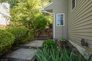 15 Rhea Run, Hampton Township, NJ 07860 - Photo 3