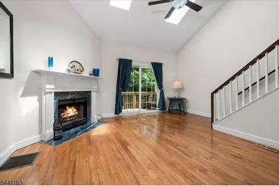 15 Rhea Run, Hampton Township, NJ 07860 - Photo 9