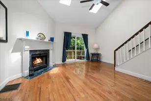 15 Rhea Run, Hampton Township, NJ 07860 - Photo 9
