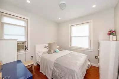 151 Luddington Ave, Clifton, NJ 07011 - Photo 5