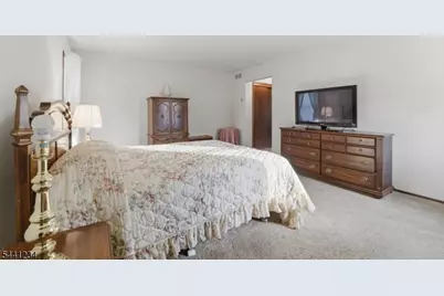 1177 Aaron Rd, North Brunswick Township, NJ 08902 - Photo 37
