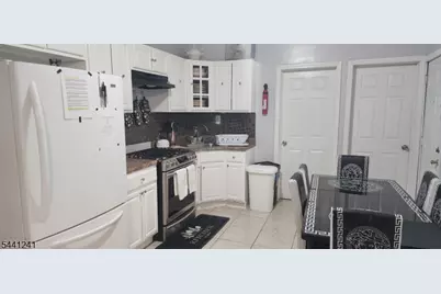 531 13th Ave, Newark, NJ 07103 - Photo 9