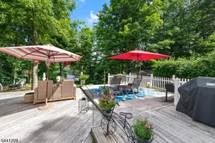 25 Belford Dr, West Milford, NJ 07421 - Photo 17