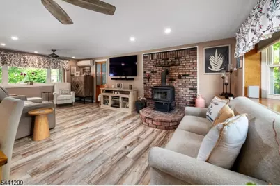 25 Belford Dr, West Milford, NJ 07421 - Photo 23