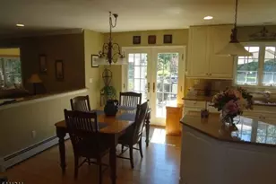 246 Fresh Ponds Rd, South Brunswick Township, NJ 08831 - Photo 23