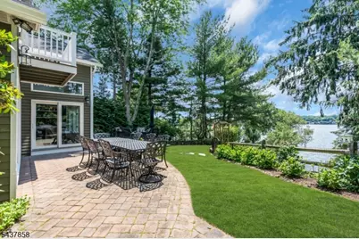 18 Oakdale Ave, Hopatcong, NJ 07821 - Photo 37