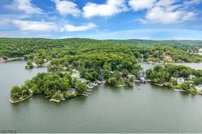 18 Oakdale Ave, Hopatcong, NJ 07821 - Photo 1