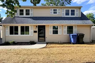 109 W Arthur Pl, Woodbridge Township, NJ 08830 - Photo 1