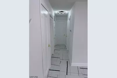 109 W Arthur Pl, Woodbridge Township, NJ 08830 - Photo 15