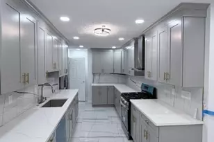 109 W Arthur Pl, Woodbridge Township, NJ 08830 - Photo 11