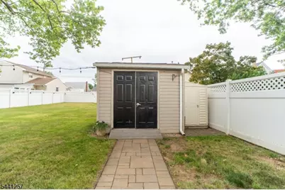 130 Loretta St, Woodbridge Township, NJ 08861 - Photo 19