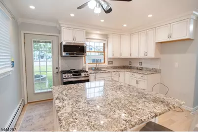 130 Loretta St, Woodbridge Township, NJ 08861 - Photo 7