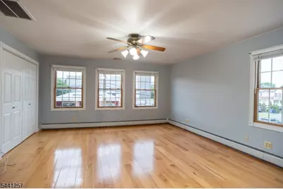 130 Loretta St, Woodbridge Township, NJ 08861 - Photo 9
