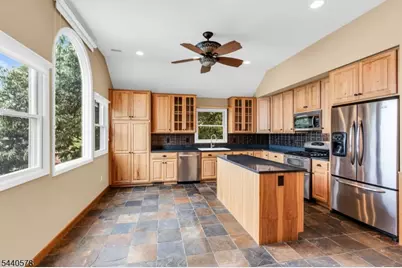 30 Oakdale Ave, Hopatcong, NJ 07821 - Photo 13