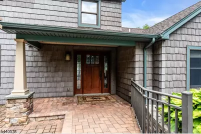 30 Oakdale Ave, Hopatcong, NJ 07821 - Photo 5
