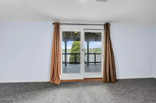 30 Oakdale Ave, Hopatcong, NJ 07821 - Photo 33