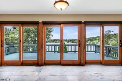 30 Oakdale Ave, Hopatcong, NJ 07821 - Photo 11