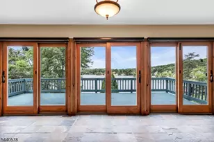 30 Oakdale Ave, Hopatcong, NJ 07821 - Photo 11