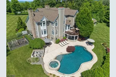 22 High Hill Ct, Bernards Township, NJ 07920 - Photo 1