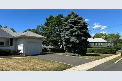 24 Valley View Rd, Hillside, NJ 07205 - Photo 3