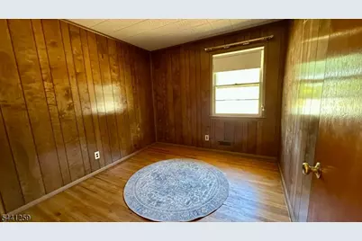 24 Valley View Rd, Hillside, NJ 07205 - Photo 11