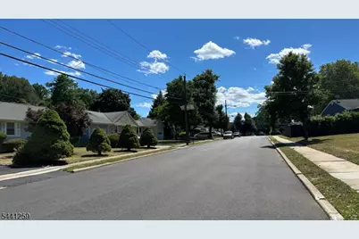 24 Valley View Rd, Hillside, NJ 07205 - Photo 19