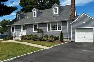 4 Van Duyne Ave, Riverdale, NJ 07457 - Photo 1
