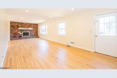 4 Van Duyne Ave, Riverdale, NJ 07457 - Photo 7