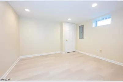 4 Van Duyne Ave, Riverdale, NJ 07457 - Photo 31