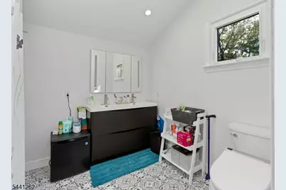 42 Brandon Ave, Livingston, NJ 07039 - Photo 21