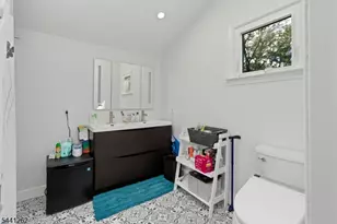 42 Brandon Ave, Livingston, NJ 07039 - Photo 21