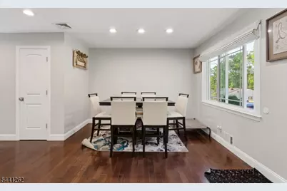 42 Brandon Ave, Livingston, NJ 07039 - Photo 5