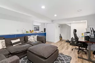 42 Brandon Ave, Livingston, NJ 07039 - Photo 27