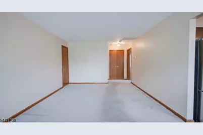 151 South 7th Ave, Manville, NJ 08835 - Photo 9