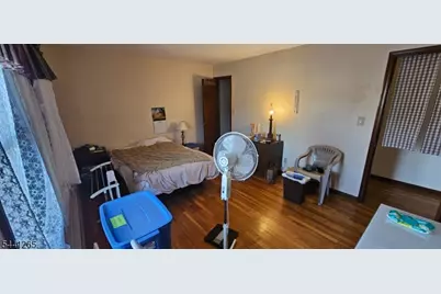 212 Falmouth Ave, Elmwood Park, NJ 07407 - Photo 13