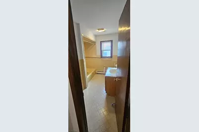 212 Falmouth Ave, Elmwood Park, NJ 07407 - Photo 11