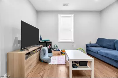 510 Burnham Rd, Elizabeth, NJ 07202 - Photo 33